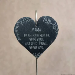 Schieferherz Grabschmuck mit Gravur, individueller Grabstecker mit Wunschtext, Gedenktafel mit Blumen-Motiv