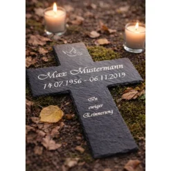 Schieferkreuz 30x20cm personalisiert mit Wunschgravur – Gedenkkreuz & Grabschmuck für Urnengrab, Baumgrab, Grabkreuz