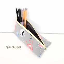 Schlampermäppchen, Federmäppchen grau mit Monster, dreieckig