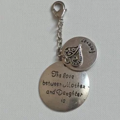 Schl.-Anhänger „The love between Mother and Daughter is forever“ vers.