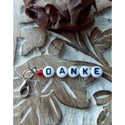 Schlüsselanhänger Anhänger  Danke Buchstaben Perle in rot
