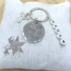 Schlüsselanhänger mit Name und  Engel - Pass auf Dich auf -