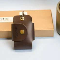 Schlüsseltasche aus Leder. Schlüssel Etui für Auto mit Gravur.  Schlüsseltasche für Auto.Schlüssel Etui. Car key case. G