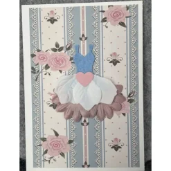 Schöne Grußkarte, Kleid, Rosen, Handarbeit mit Umschlag