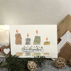 Schöne Weihnachtskarte mit 4 Adventskerzen aus Papier