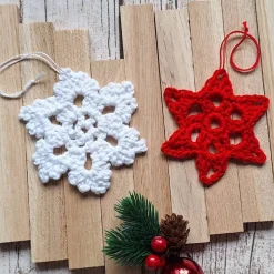 Schneeflocke und Stern, gehäkelt ~ Baumschmuck Weihnachten ~ Geschenkanhänger ~ Deko