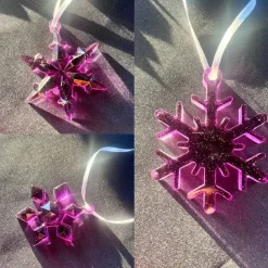 Schneeflocken aus Resin Gießharz lila