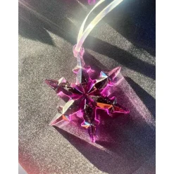 Schneeflocken aus Resin Gießharz lila