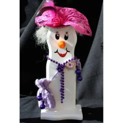 Schneemann LADY SNOWMAN Figur aus recyceltem Holz Herbstdeko Weihnachtsdeko Künstlerfigur Winterdeko Geldgeschenk