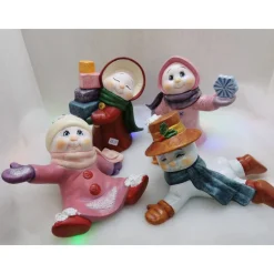 Schneemädchen mit Geschenken