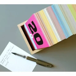 SCHÖNETAGEBOX – einzigartiges Geschenk: ein immerwährender Kalender zum Sammeln von gemeinsamen Erinnerungen