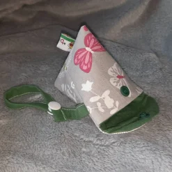 Schnullertasche mit Druckknopf, Pyramidentasche