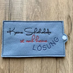 Schokoladenhülle Filz: Keine Schokolade ist auch keine Lösung – Geschenkidee Danke