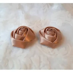 Schuhclips Beige 2er Set "Fleur" – Elegante Satin-Blumen für festliche Anlässe