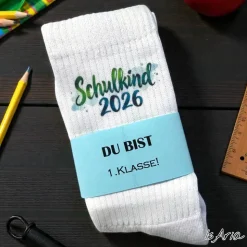 Schulkind 2026 Socken,Tennissocken, Personalisierbar, Strümpfe, Geschenkidee Einschulung