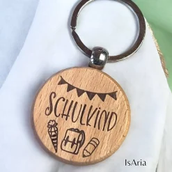Schulkind Holz Schlüsselanhänger / Schulranzen-Anhänger / Schultütenfüllung/ Einschulungs-Geschenk/personalisiert
