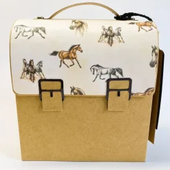 Schulranzen Schultasche aus Karton – Handgemachte Geschenkverpackung zur Einschulung (14,5 x 16 x 7,5 cm)