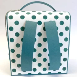 Schulranzen Schultasche aus Karton – Handgemachte Geschenkverpackung zur Einschulung (14,5 x 16 x 7,5 cm)