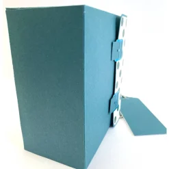 Schulranzen Schultasche aus Karton – Handgemachte Geschenkverpackung zur Einschulung (14,5 x 16 x 7,5 cm)