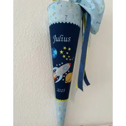 Schultüte aus Stoff bestickt Weltraum, Namen und Datum 70cm Rohling