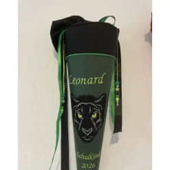 Schultüte aus Stoff bestickt mit einem Panther , Namen und Datum 70cm Rohling