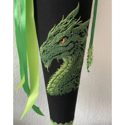 Schultüte aus Stoff bestickt mit einem Drachen, Namen und Datum 70cm Rohling
