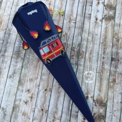 Schultüte Ergobag BlaulichtBär Feuerwehr InspectBär mit Namen und Flammen