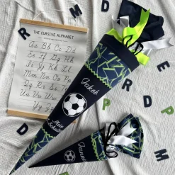 Schultüte Fussball, passend zum step by step Schulranzen Wild T-Rex Taro, mit Namen und Datum, 70 cm oder 85 cm