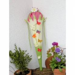 Schultüte gefilzt mit bunten Schmetterlingen