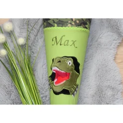 Schultüte.  Schultüte Baumwolle. Schultüte Dino. Schultüte Junge.