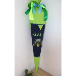 Schultüte.  Schultüte Baumwolle. Schultüte Traktor