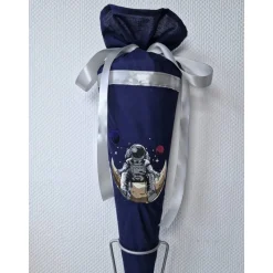 Schultüte Weltraum Astronaut personalisierbar – Zuckertüte 70 cm, schnell lieferbar