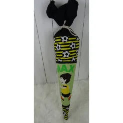 Schultüte, Zuckertüte, Fussballer auf Wunsch mit Namen und Einschulungstag bestickt  70 cm Länge