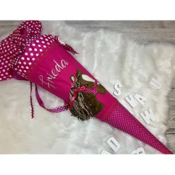 Schultüte, Zuckertüte, gestickt, Pferdekopf im Mähne, pink-weiß, Einschulung, personalisierbar, Mädchen, als Kissen