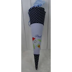 Schultüte, Zuckertüte, Rakete auf Wunsch mit Namen und Einschulungstag bestickt 70 cm Länge