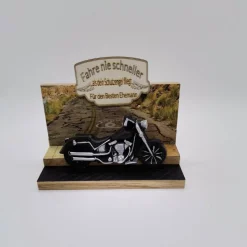 Schutzengel Motorrad – Personalisiertes Geldgeschenk & Aufsteller für Biker aus Holz