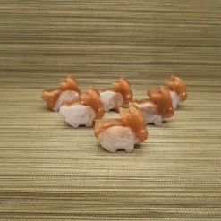 Süße kleine Hasen aus Epoxidharz, 6er Set. Dekoration für den Tisch usw.