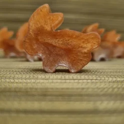 Süße kleine Hasen aus Epoxidharz, 6er Set. Dekoration für den Tisch usw.