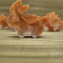 Süße kleine Hasen aus Epoxidharz, 6er Set. Dekoration für den Tisch usw.