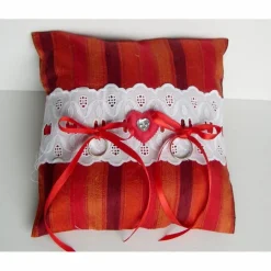 Seiden-Ringkissen, Ringkissen Seide mit Spitze, Satinbänder, Handarbeit, Ringkissen-Hochzeit, Ringkissen mint, Ringkissen Wildseide + Spitze