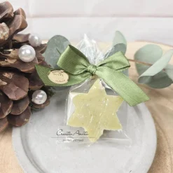 Seifenstern aus Schafmilchseife - Weihnachtsstern - EISENKRAUT - grün