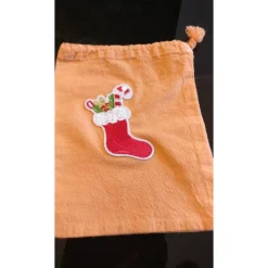 süßes handgefertigtes Weihnachtsbeutelchen im Vintage Look, mit Tunnelzug