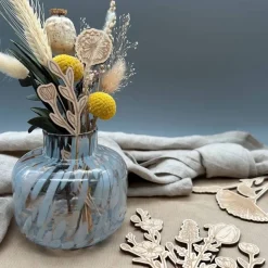 Set aus verschiedenen Wildblumen, Holz, Blumen für die Ewigkeit, Blumenstrauß