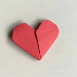 Set Origami Herzen Upcycling Valentinstag Hochzeit Tischdeko Streudeko 1er bis 15 er-Sets