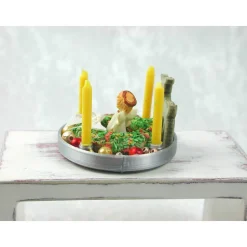 Silber Teller mit Kerzenhalter  aus Kunststoff mit echten gelben Kerzen
