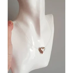 Silberkette mit Herzanhänger, minimalistisch und schlicht