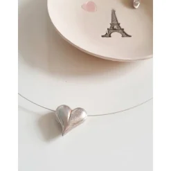 Silberkette mit Herzanhänger, minimalistisch und schlicht