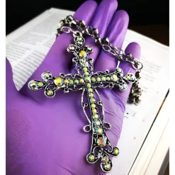 Silberner Rosenkranz – Glitzerndes Schmuckstück mit modernem Design & spiritueller Bedeutung