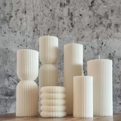 Sparset 7er Set handgegossene Kerzen - Sojawachs - Gerippte Säulen & Rillenkerzen, vegan, nachhaltig