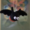 "Spooky McSumm" - die charmanteste Halloween Hummel der Welt aus Filz, Handmade mit herz